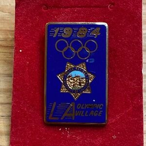 1984 LA Olympic Village Pin